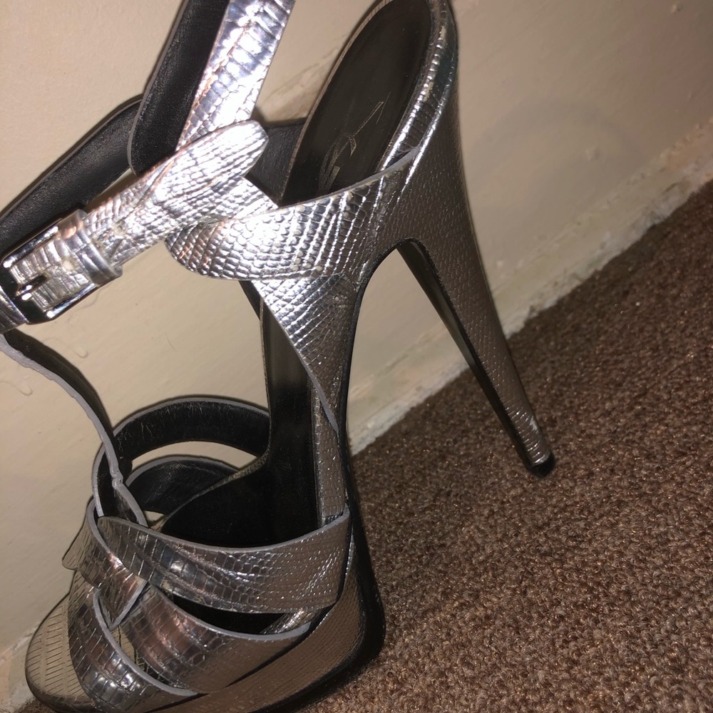 Tribute 105 Metallic Leather Platform Sandals